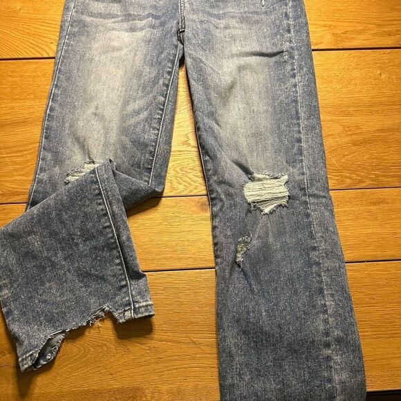 Judy blue cropped bootcut distressed 3/26 - Picture 4 of 11